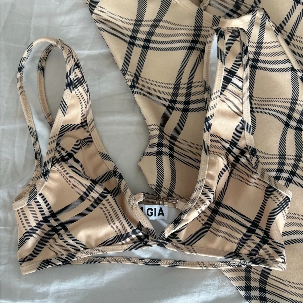 I.AM.GIA Lucid Set Tan Plaid - Picture 2 of 8